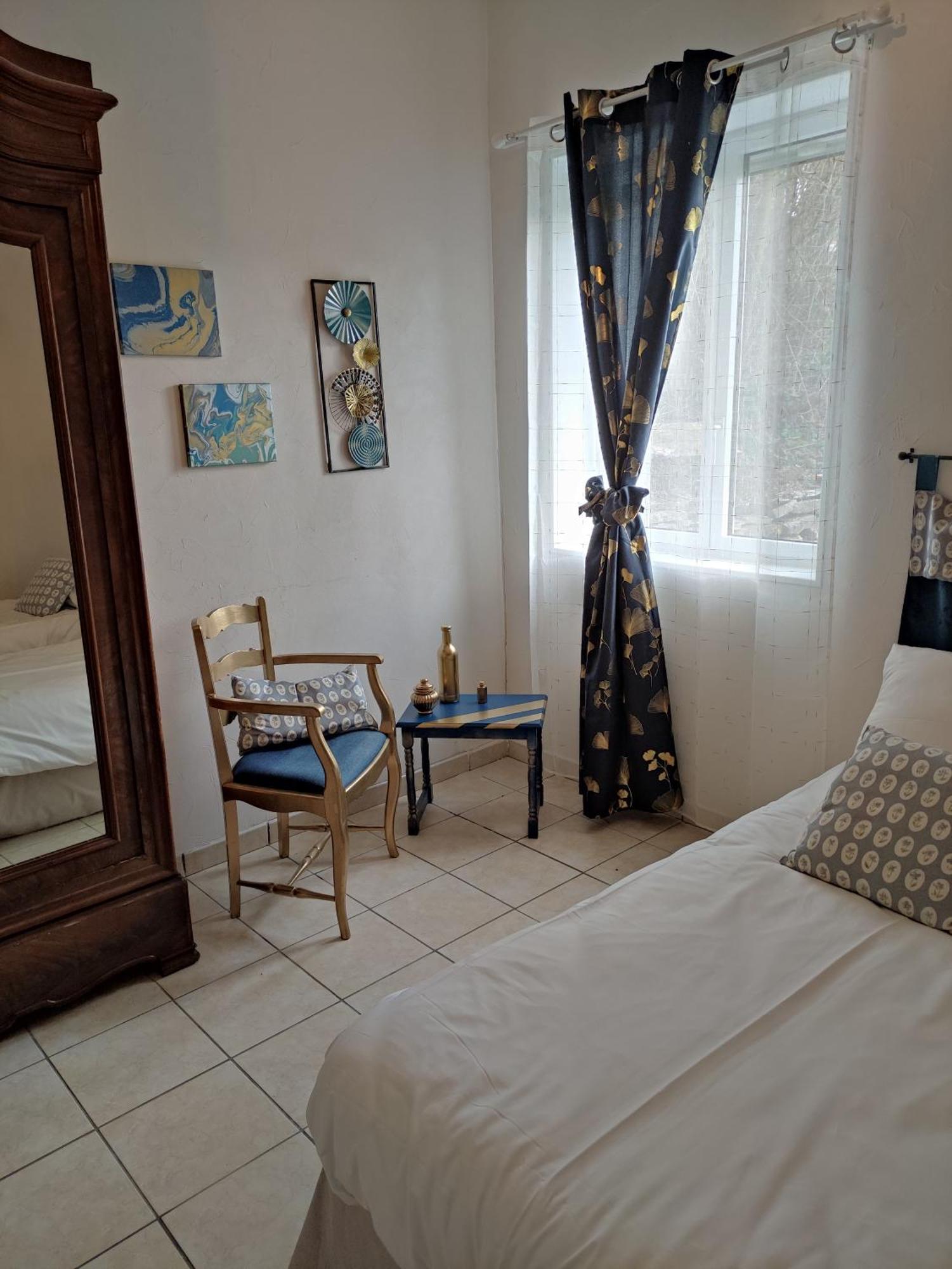 Bed and Breakfast Bleu Bonheur Dennevy Pokój zdjęcie